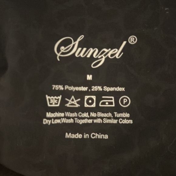 Amazon 5” biker shorts - Picture 3 of 3